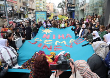 Ji mitînga Amedê bang kirin: Divê birêz Ocalan azad bibe