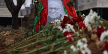 Cenazeyê Evdirehman Zal li gundê wî hate veşartin