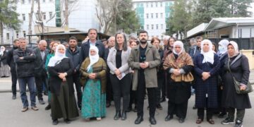 ‘Operasyonên binçavkirinê zirarê didin pêvajoya heyî’