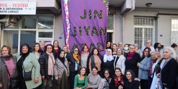 Gultan Kişanak di çarçoveya ‘civînên baweriyan’ de bi jinan re civiya