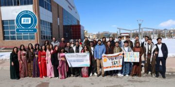 Endamên YYU-KURDÎ: Cil û bergên Kurdî ji bo me remza yekîtî û serbilindî ye