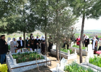15 jinên têkoşer li Hezoyê hatin bibîranîn