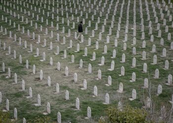 ‘Helebce di bîra gelê Kurd de birînek ku nayê jibîrkirinê ye’