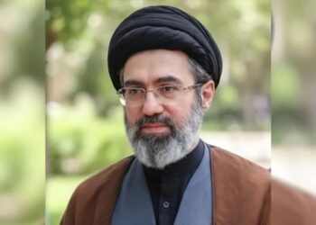Mucteba Xamaneyî: Tengava Hurmuz weke zextekê dê girtî bimîne