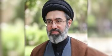 Mucteba Xamaneyî: Tengava Hurmuz weke zextekê dê girtî bimîne