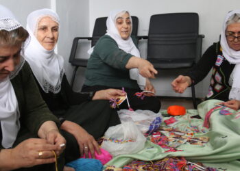 Dayîkên Aştiyê ji bo mitînga 8ê Adarê banga tevlibûnê kirin