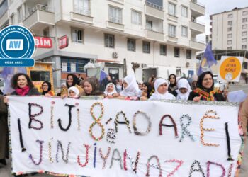 Jinên Kedkar: Divê ne tenê rojekê her roj dengê jinan bê bihîstin