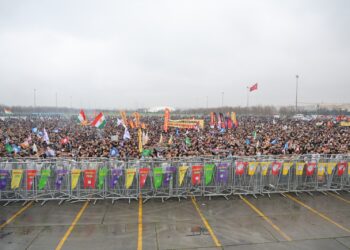 Ji Newroza Stenbolê bang kirin: Divê azadiya birêz Ocalan û girtiyên siyasî pêk were
