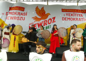 Newroza Tekîrdagê bi stranên Koma Erbaneyê dest pê kir