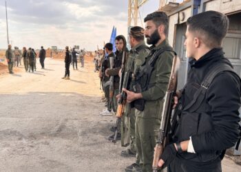 Hêzên Hikûmeta Demkî ji Hesekê vekişiyan Reqayê