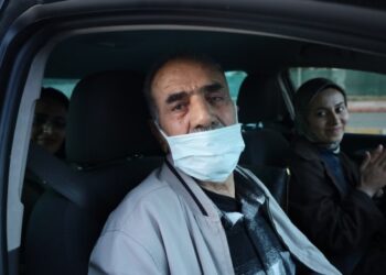 Girtiyê nexweş Çam hat berdan: Bila Kurd bibin yek