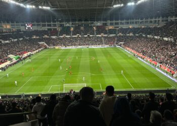 Amedsporê di rêya şampiyontiyê de derbeyeke giran xwar