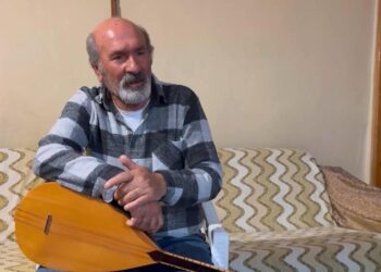 Cemal Sari: Bilbil serva gula sûre naleno