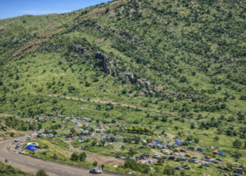 Encûmena Amediyê xwest rêya ku artêşa Tirkiyeyê girtiye were vekirin