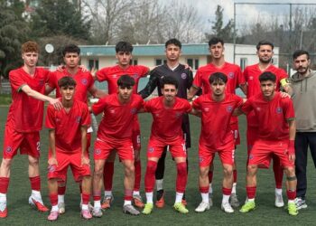 Tîma Futbolê ya U-19 a Şaredariya Bajarê Mezin a Amedê bû şampiyon