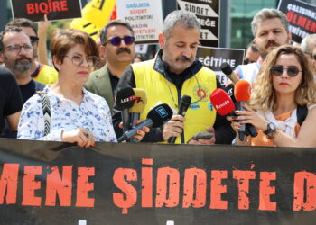 Egîtîm Sena Amedê: Bêyî aştiyê perwerdehiya bi ewle nikare bê avakirin