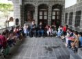Şagirtên Zarokistanan serdana cihên dîrokî û Mala Dengbêjan kir