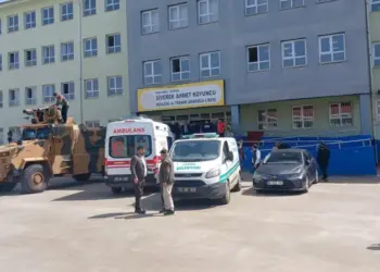 Cipersayîşê hêrişê wendegehî de 16 kesî ameyê destbenkerdene