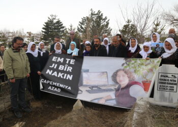 Rojnameger Evîn Bûldan hat bibîranîn