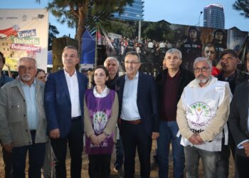 DEM Partî ji bo piştgiriyê çû serdana ‘Fabriqeya Pîşeyan’