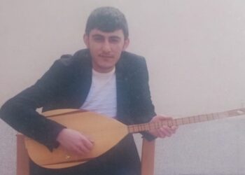 Cenazeyê Rojhat Babat li Wanê hat veşartin