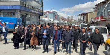 Li dijî îşkenceya polîsan meşiyan: Divê bersûc bên cezakirin