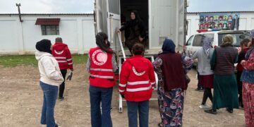 Klînîkên gerok ên Heyva Sor li Dêrik û Qamişloyê xizmetê didin