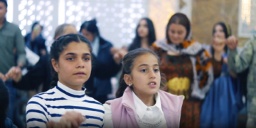Heyva Sor a Kurd ji bo zarokên cangoriyan şahî pêk anî