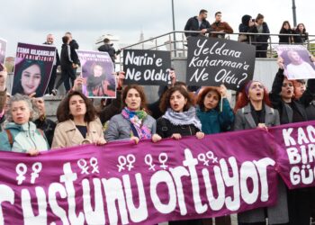 Li Stenbolê çalakiya jinan: Em ê dengê hev bilind bikin