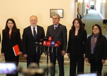 Hevdîtina heyeta CHPê û DEM Partiyê bi dawî bû