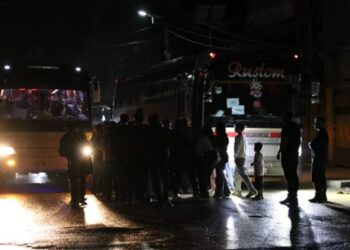 Koma 6emîn a koçberên Efrînê ji bo vegerê bi rê ket