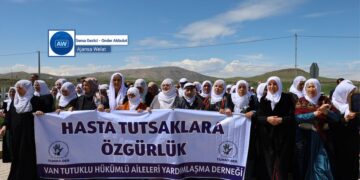 Dayikên Aştiyê: Di aştî û wekheviyê de zerar tune ye, xweşî heye
