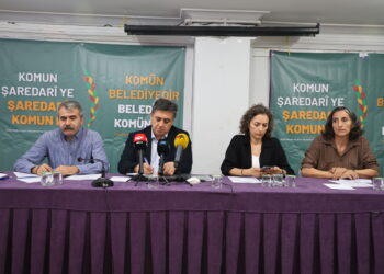Li Stenbolê konferansa ‘Komun şaredarî ye, şaredarî komun e’ hate lidarxistin