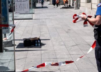 Li Swîsreyê êrişa bi kêr: 3 kes birîndar bûn, gumanbar cîhadîst e