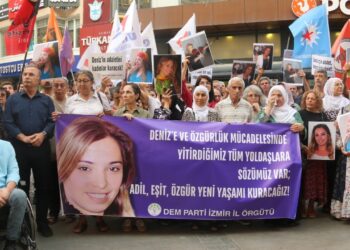 ‘Em kujerên Denîz Poyraz û hêzên li pişt wan nas dikin’