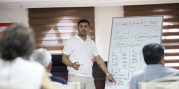 Şaredarîya Sûrî kursê kirmanckî da destpêkerdene