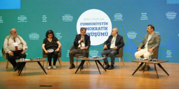 ‘Awankerdişê komare de şaşîya tewr pîle dewleta netewe ya’