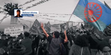 Dosye 1: Yên li derveyî komarê hatine hiştin  Bindestê bindestan li cîhanê bêwelat in: Komarê ji Romanan re çi kir?