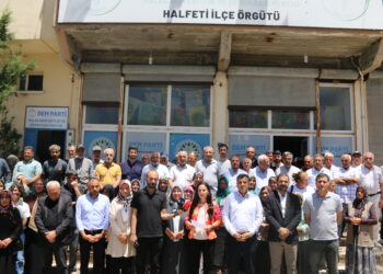 ‘Werin em azadiya birêz Ocalan pêk bînin’
