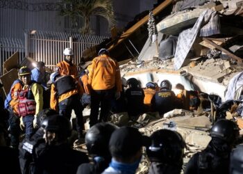 Li Venezuelayê du erdhejên mezin li pey hev çêbûn