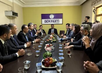 Waliyên Herêma Kurdistanê serdana rêxistina DEM Partiyê ya Wanê kirin