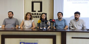 Ji Odeya Mîmaran a Amedê rapor: Çareserî Komxebata Sûrê ye