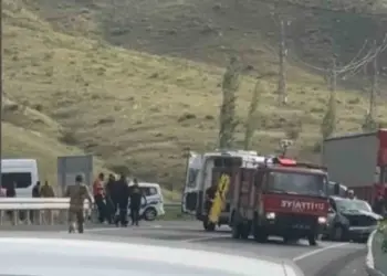 Erebaya ke karkerê demserre kiriştêne, qeza kerd: 10 birîndarî