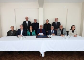 Çavkaniyên DEM Partiyê: Nûçeyên xwe disipêrên derdora desthilatê bêbingeh in