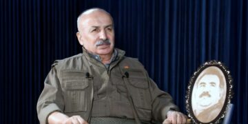 Karasu: NATO rêxistinêko leşkerî yo, yê haştî ney, û wazeno ke Tirkîya hîna girêdayeyê ABD û Îsraîlî bibo
