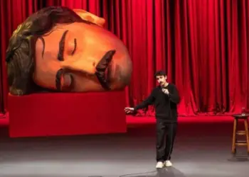 Komedyen Denîz Goktaş ame destbendkerdene