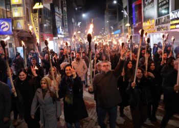 Welatiyên Agiriyê: Du sal derbas bûn lê derbarê pêvajoyê de gav nehatiye avêtin