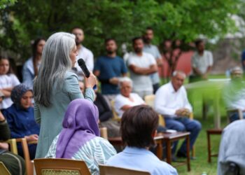 Gimgim de têhetameyîşê şarî: Têkoşînê şarî do azadîye û haştîye bîyaro nê welatî