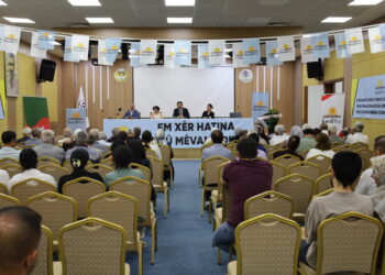KURDÎWARê kongreya xwe ya yekemîn pêk anî