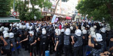 Polîsan êrîşî nobeda KESKê kir: Gelek kes hatin binçavkirin